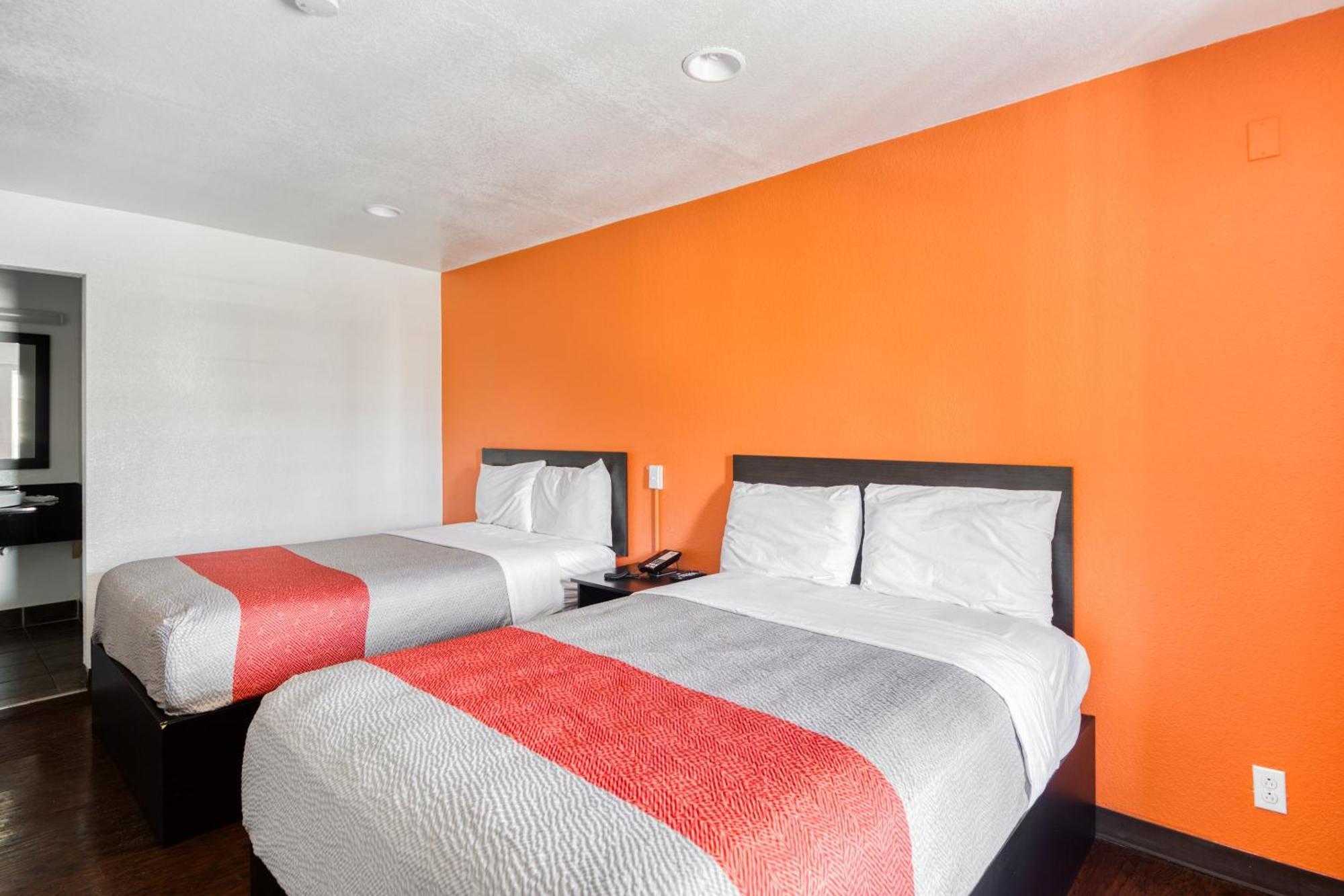 Oyo East I-12 Louisiana Hotel Baton Rouge