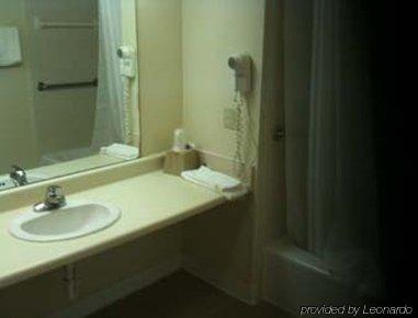 Oyo East I-12 Louisiana Hotel Baton Rouge